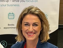Ana-Maria, co-fundadora de HolaTandem